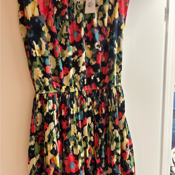 Colorful Abstract Print Dress - Picture 2 of 4